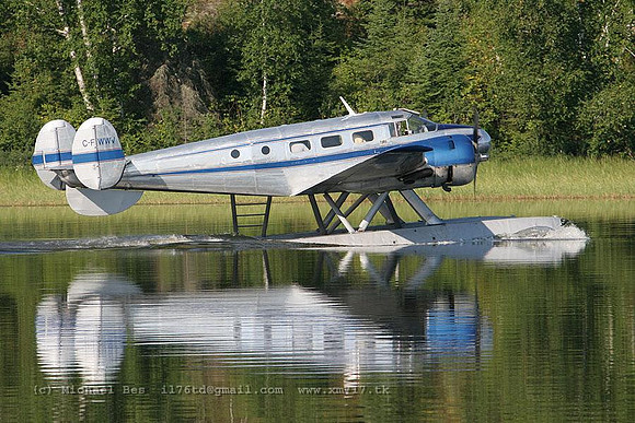 068914_beechd18s(float)_+OI_cfwwv_20060727_nestorfalls(on)_IMG_2802