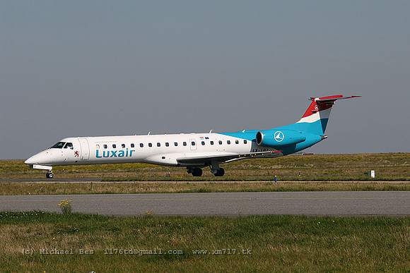 CDG_8403