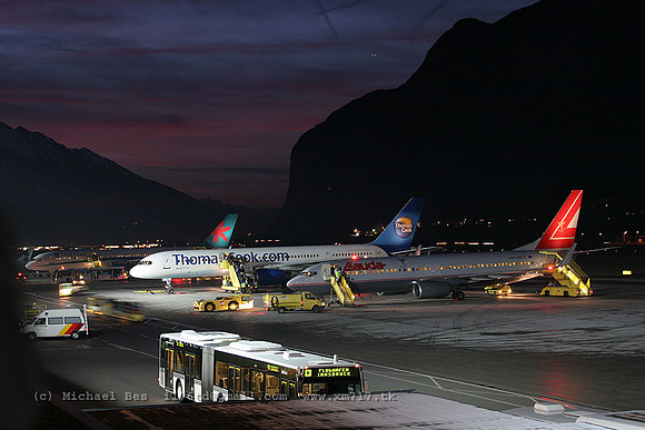 071475_b737&b757&b757_LDA_oelns&gfcli&g[_20061230_innsbruck_IMG_1710