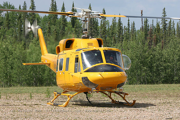 055854_bell212_+OV_cgsrh_20040721_steenriver_e205_IMG_3048