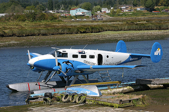 056211_beech18(float)_+VC_cfcsn_20040730_campbellriverspb_e237_IMG_4457