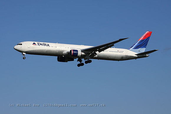 LHR_0882