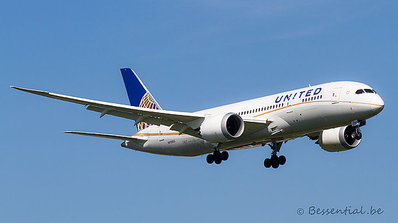 LHR_4713
