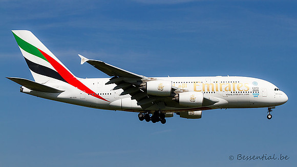 LHR_4880