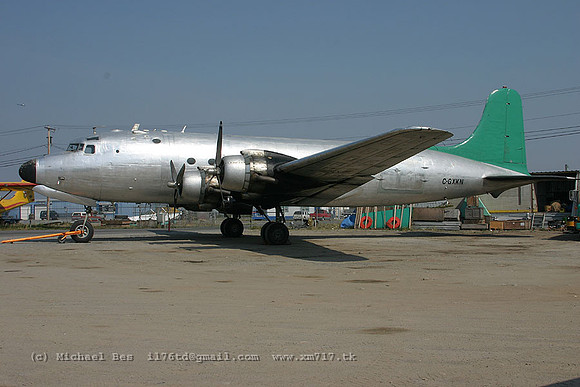 055898_dc4_BFL_cgxkn_20040722_yellowknife_e212_IMG_3235