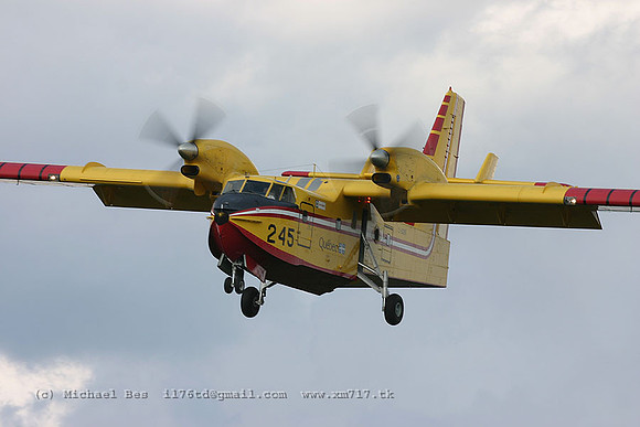 055623_cl415_QUE_cgqbg_20040717_fortmcmurray_e181_IMG_2189