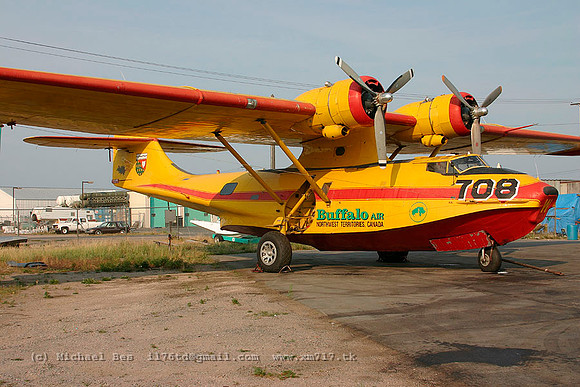 056051_pby5a_BFL_cfuaw_20040724_yellowknife_e225_IMG_3762(geen)
