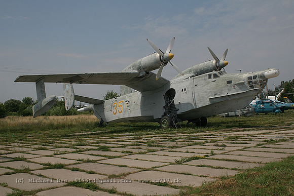 073429_be12_UR_35ye_20070705_kyivzhuliany_IMG_4059