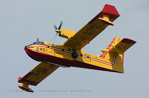 055596_cl415_QUE_cgqbg_20040717_fortmcmurray_e175_IMG_2083xc