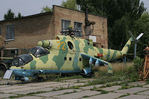 073432_mi24_UR_72ye_20070705_kyivzhuliany_IMG_4077
