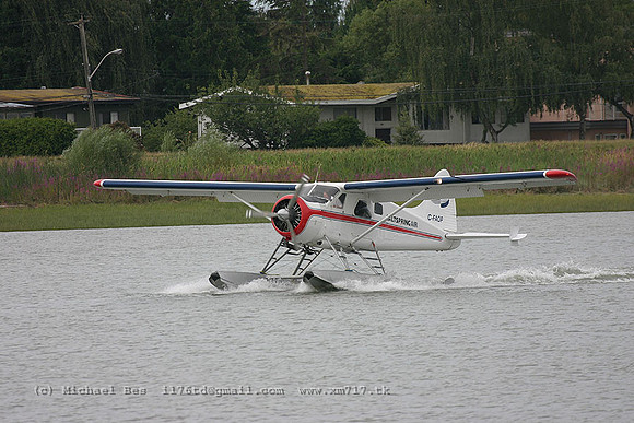 056437_dhc2beaver(float)_-_cfaop_20040804_vancouveryvrspb_e263_IMG_5429
