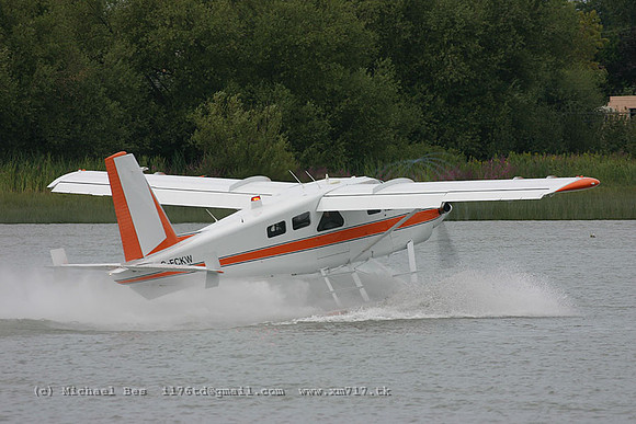 056424_dhc2turbobeaver(float)_-_cfckw_20040804_vancouveryvrspb_e263_IMG_5418