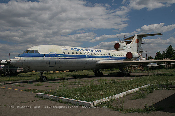 073693_yak42_SU_cccp42533_20070709_kriviyrig_IMG_5202