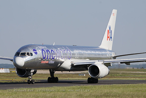 CDG_9829