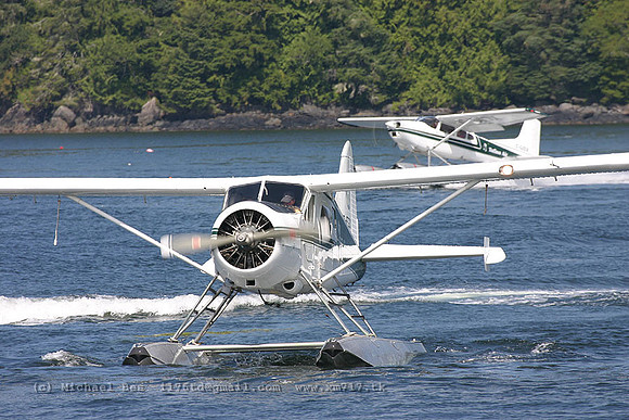 056258_dhc2beaver(float)_+TO_cfgcy_20040731_tofinospb_e247_IMG_4742