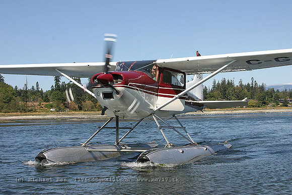 056222_ce185f(float)_+MJ_cghzp_20040730_campbellriverspb_e237_IMG_4480