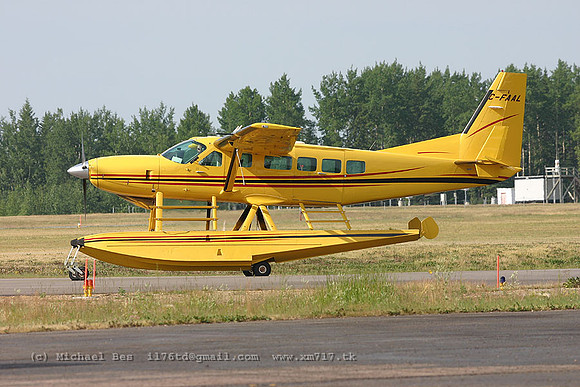 055580_ce208float_MKS_cfaal_20040717_fortmcmurray_e174_IMG_2058