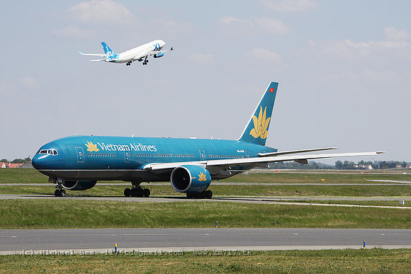 CDG_9453