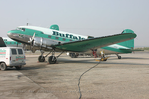 055940_dc3_BFL_cgpnr_20040723_yellowknife_e216_IMG_3405