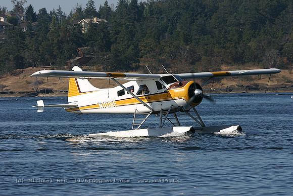 056363_dhc2beaver(float)_M5_n1018f_20040802_nanaimospb_e257_IMG_5159