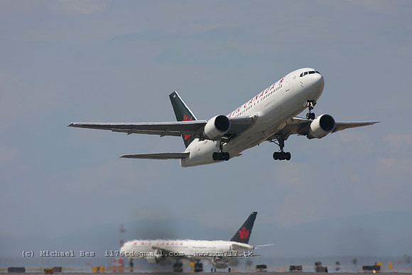 056707_b767_ACA_cgaue_20040805_vancouver_e272_IMG_6106