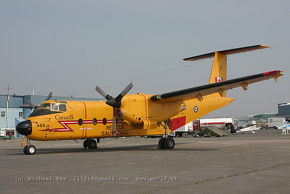 055965_dhc5_CAN_115465_20040723_yellowknife_e219_IMG_3507