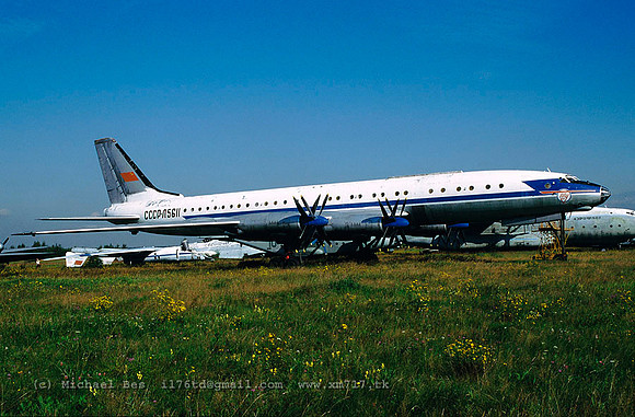 032178_tu114a_SU__cccpl5611_2000082