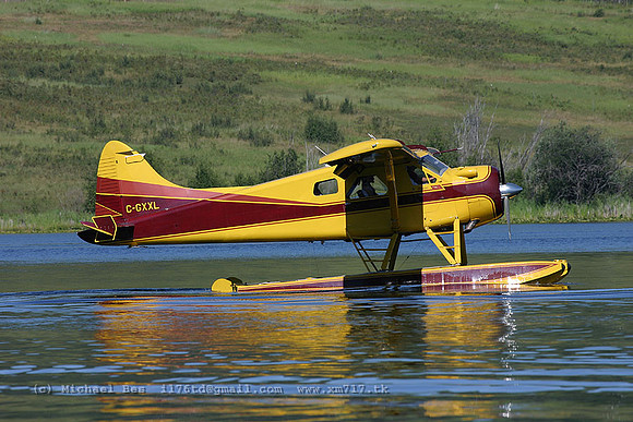 056130_dhc2beaver(float)_-_cgxxl_20040727_tyheelake(smithers)_e230_IMG_4012