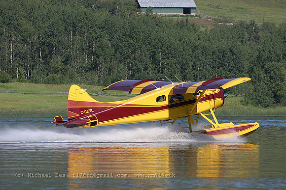 056131_dhc2beaver(float)_-_cgxxl_20040727_tyheelake(smithers)_e230_IMG_4019