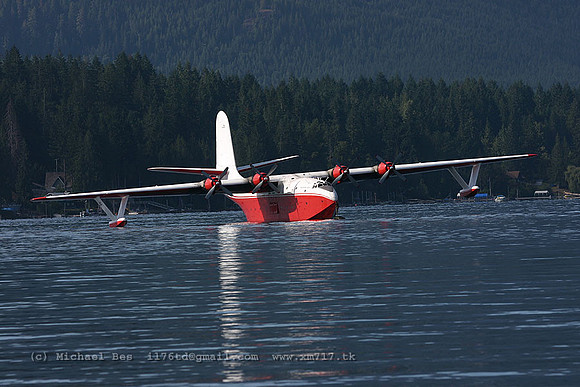 056247_martinmars_+FT_cflyk_20040731_sproatlake_e241_IMG_4618