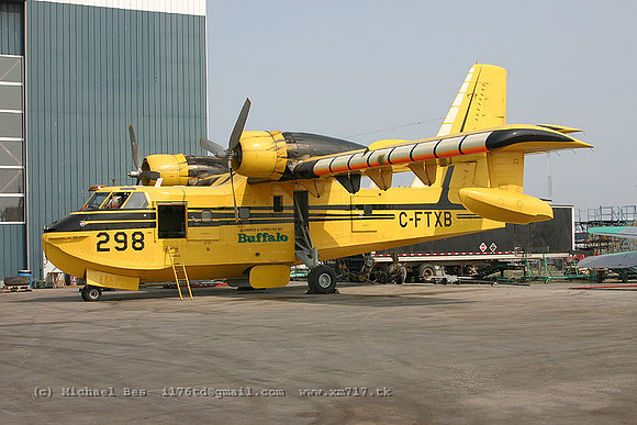 055911_cl215_BFL_cftxb_20040722_yellowknife_e212_IMG_3279