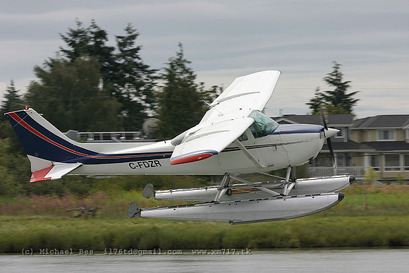 056474_ce172(float)_-_cfdzr_20040804_vancouveryvrspb_e264_IMG_5550