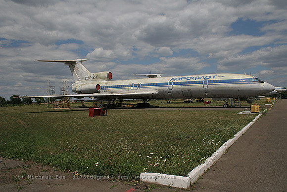 073689_tu154b_SU_cccp85131_20070709_kriviyrig_IMG_5209