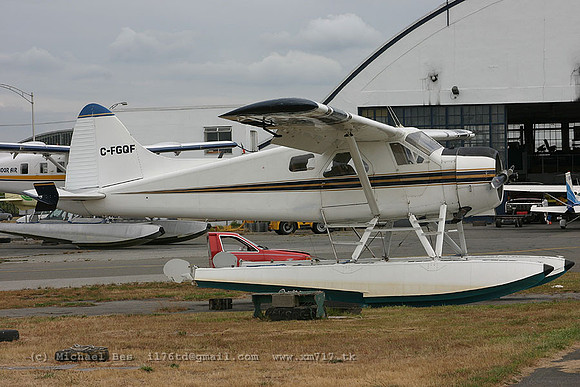 056501_dhc2beaver(float)_-_cfgqf_20040804_vancouver_e265_IMG_5603