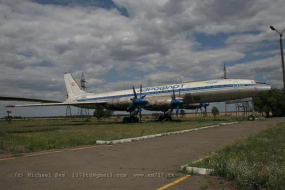 073690_tu114d_SU_cccp76485_20070709_kriviyrig_IMG_5195