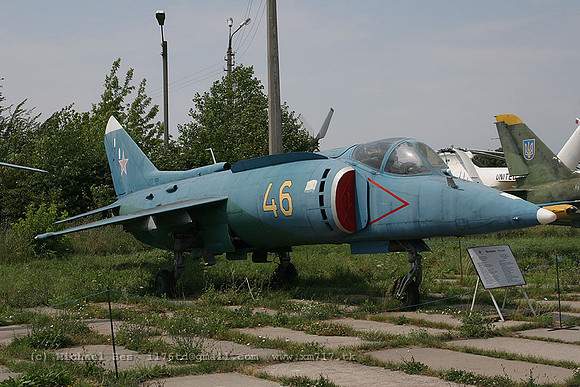073433_yak38_UR_46ye_20070705_kyivzhuliany_IMG_4079