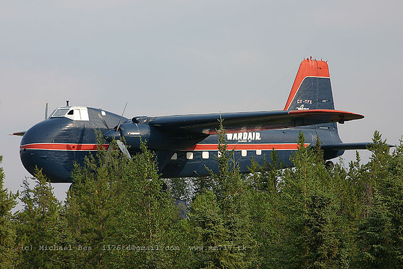 056056_bristol170freighter_WDA_cftfx[1]_20040724_yellowknife_e225_IMG_3773