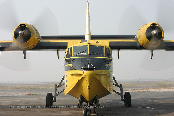 055936_cl215_-_cgbxq_20040723_yellowknife_e216_IMG_3397