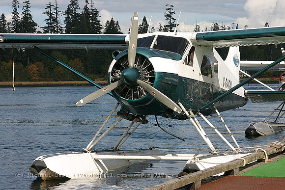 056385_dhc2beaver(float)_+MJ_cgaqw_20040803_campbellriverspb_e258_IMG_5292