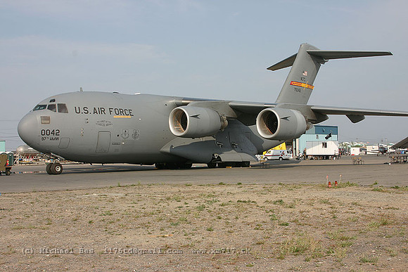 056027_c17a_USA_97-0042_20040724_yellowknife_e223_IMG_3725