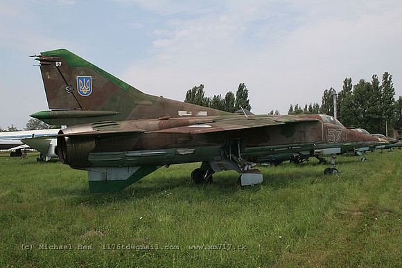 073397_mig27k_UR_57ol_20070705_kyivzhuliany_IMG_3928
