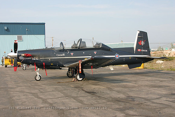 056040_pc9_CAN_156126_20040724_yellowknife_e223_IMG_3739