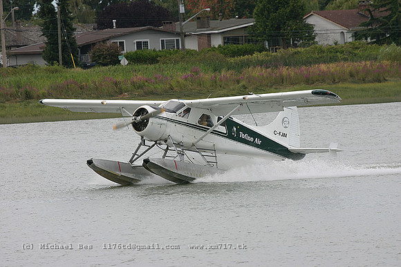 056448_dhc2beaver(float)_+TO_cfjim_20040804_vancouveryvrspb_e264_IMG_5485
