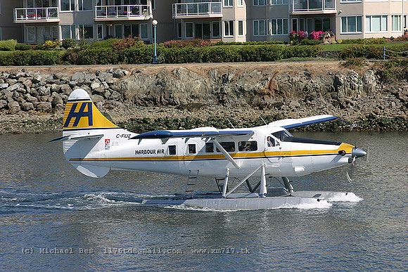 056277_dhc3turbootter(float)_H3_cfiuz_20040801_victoriaspb_e249_IMG_4851