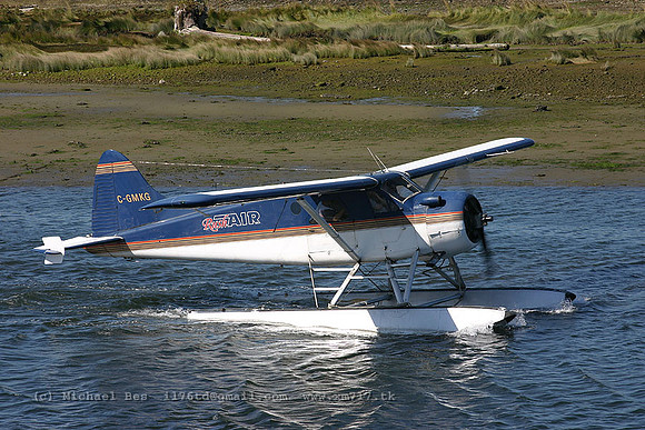 056203_dhc2beaver(float)_+RU_cgmkg_20040730_campbellriverspb_e236_IMG_4410