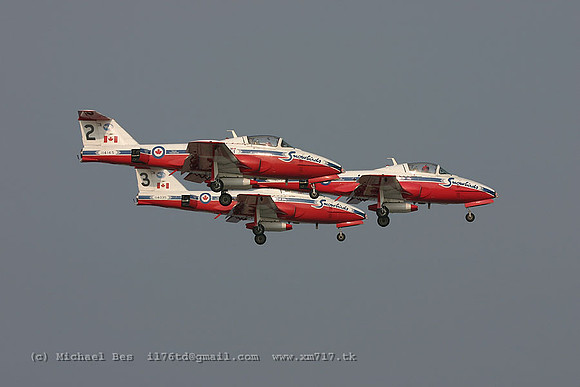 055987_cf114_CAN_114013&114145&114035_20040723_yellowknife_e220_IMG_3570