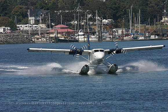 056283_dhc6(float)_8O_cfgqe_20040801_victoriaspb_e249_IMG_4885