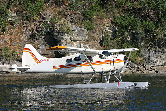056367_dhc2beaver(float)_+TO_cgflt_20040802_nanaimospb_e257_IMG_5216