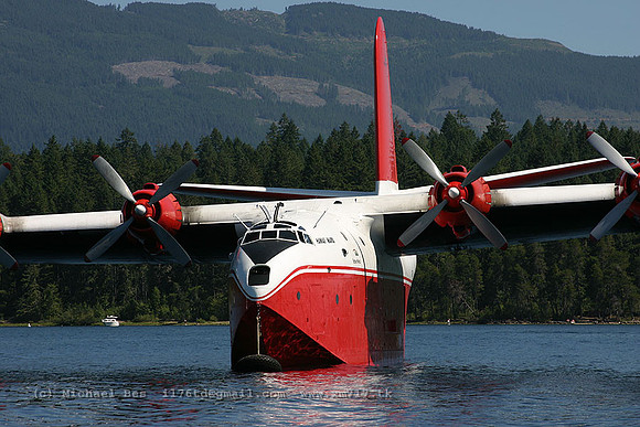 056246_martinmars_+FT_cflyl_20040731_sproatlake_e241_IMG_4677