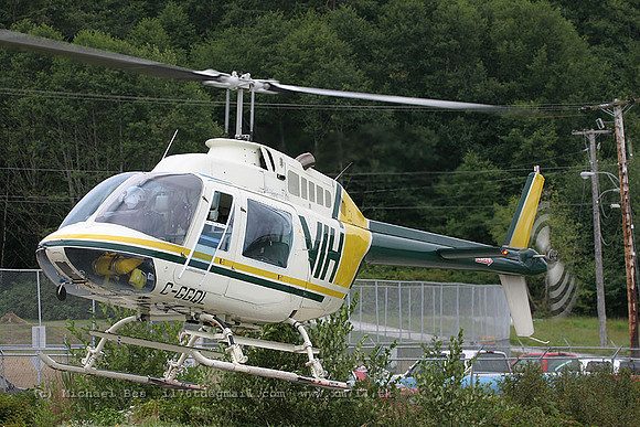 056170_bell206b_+VH_cggql_20040729_portmcneillspb_e234_IMG_4280